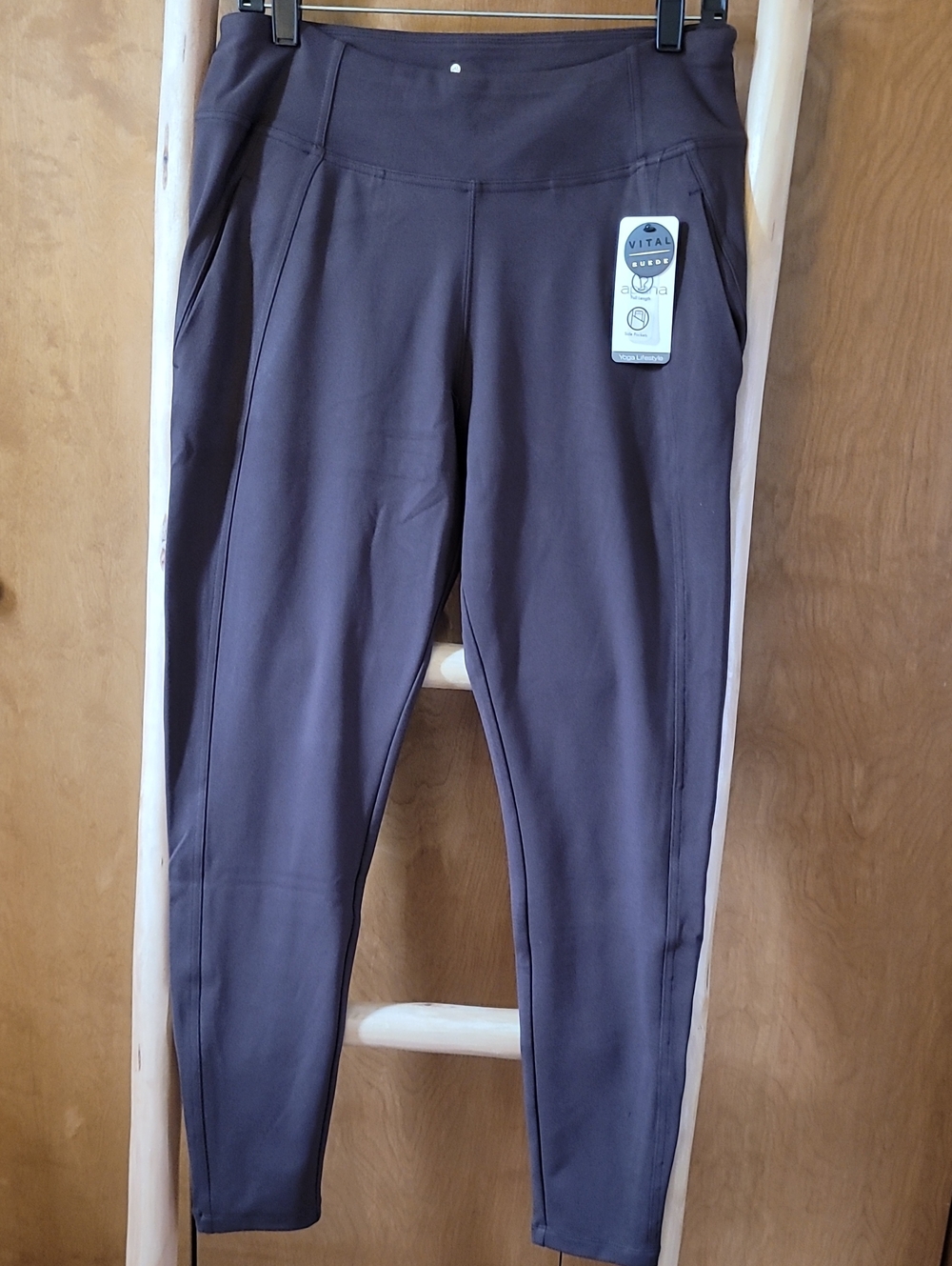 Apana Yoga Leggings in Dark Brown